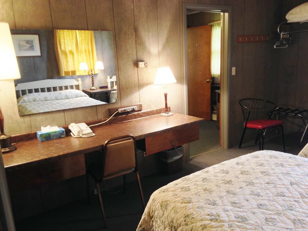 Indianhead Motel 아이언우드 객실 사진